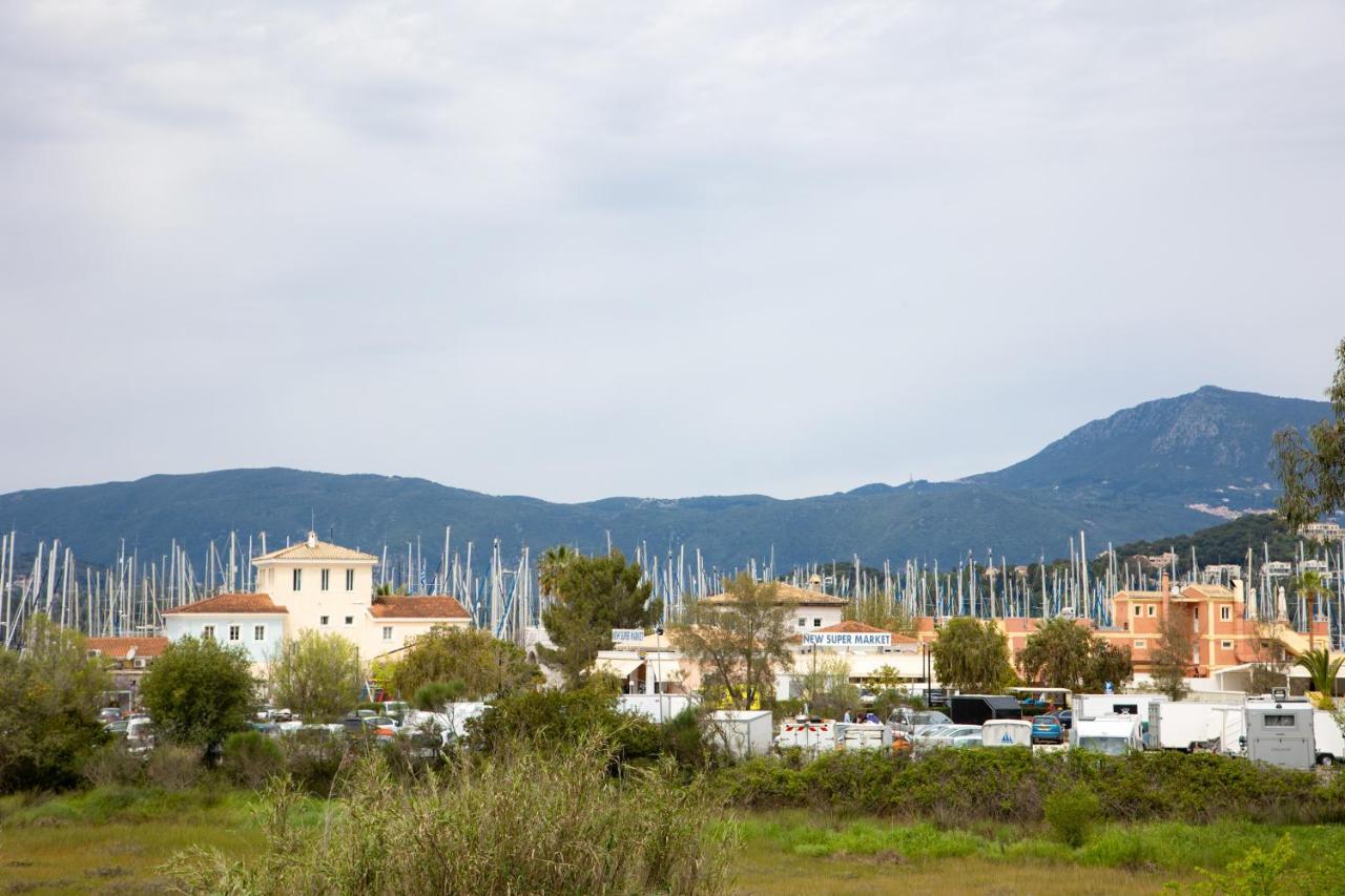 Konstantino'S Corfu Marina View Apartment Контокалі Екстер'єр фото